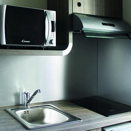 公寓 欧米茄简单套房公寓 *