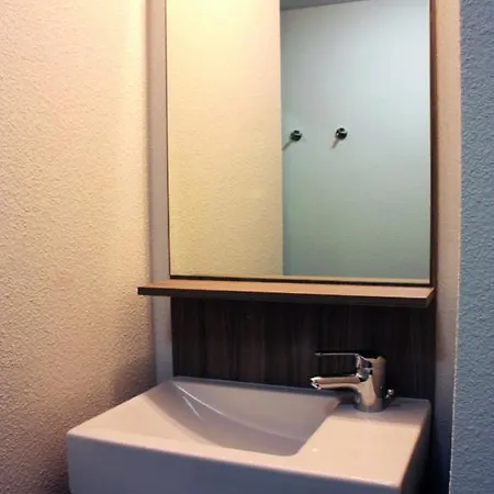 欧米茄简单套房公寓